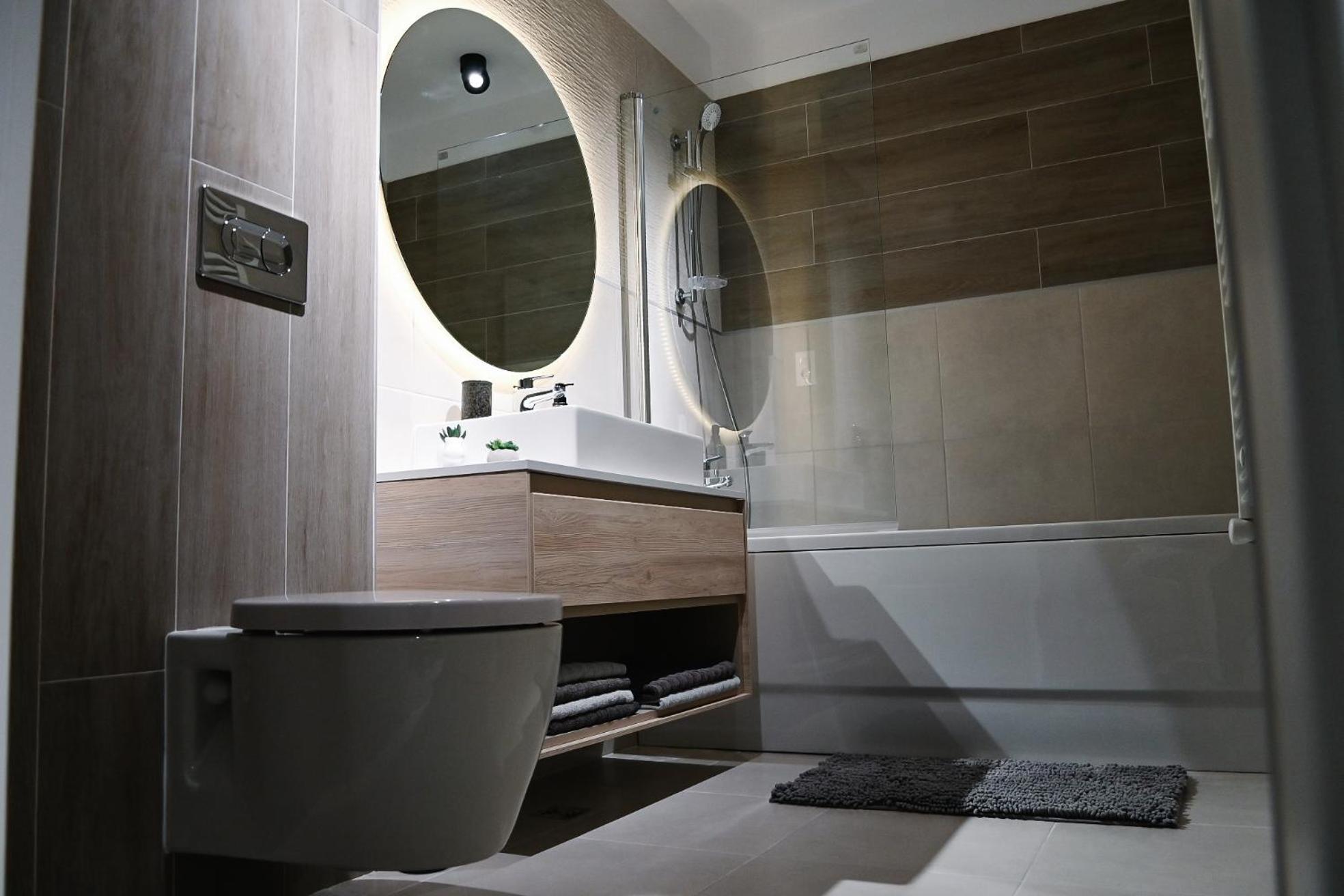 Urban Plaza - Aparthotel Braszów Zewnętrze zdjęcie