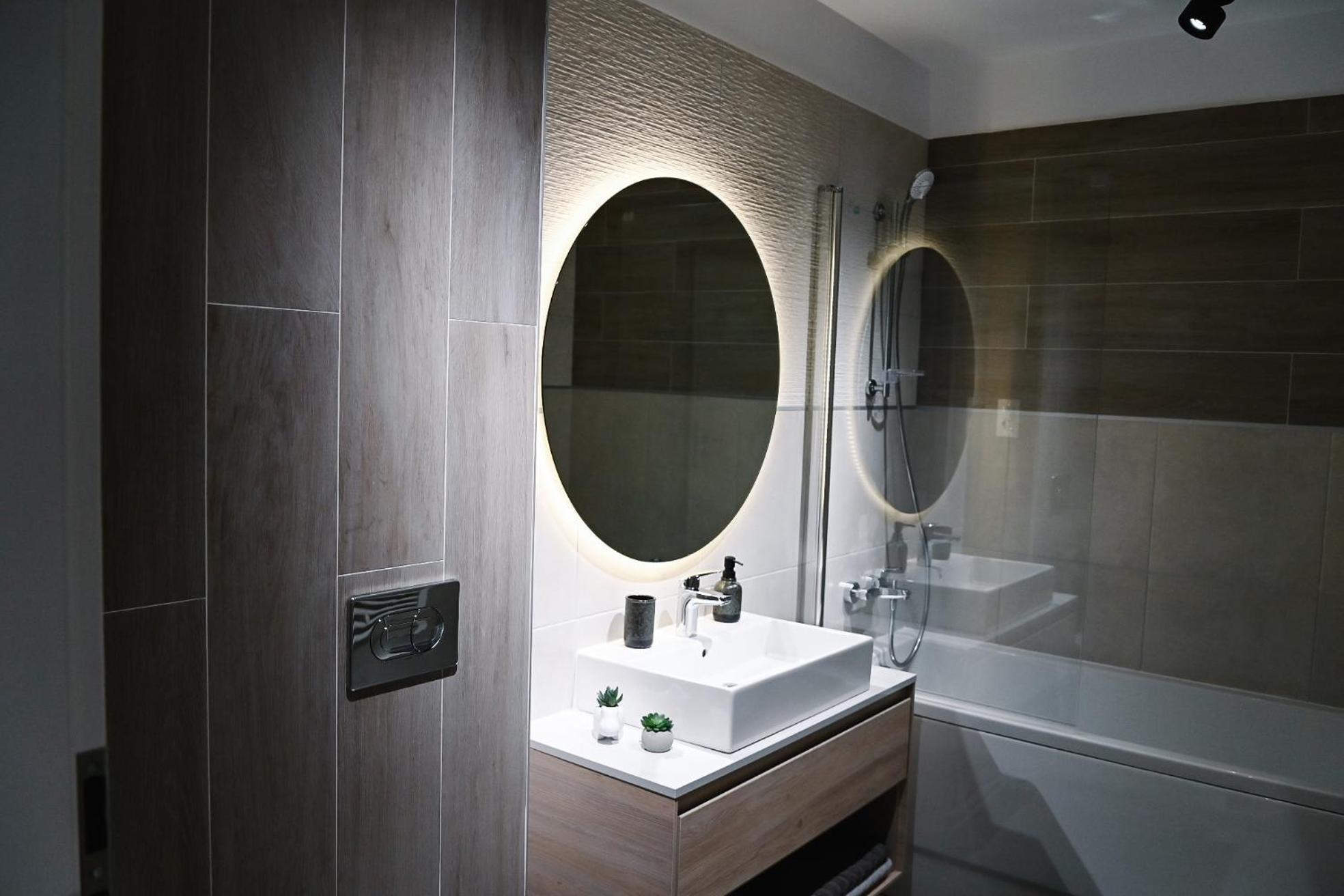 Urban Plaza - Aparthotel Braszów Zewnętrze zdjęcie
